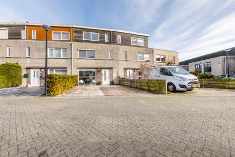 Bekijk de foto van: Irene Vorrinkland 28, Heerhugowaard - Echt Makelaars & Taxateurs