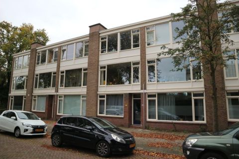Bekijk de foto van: Lambert Doomerstraat 111, Alkmaar - Echt Makelaars & Taxateurs