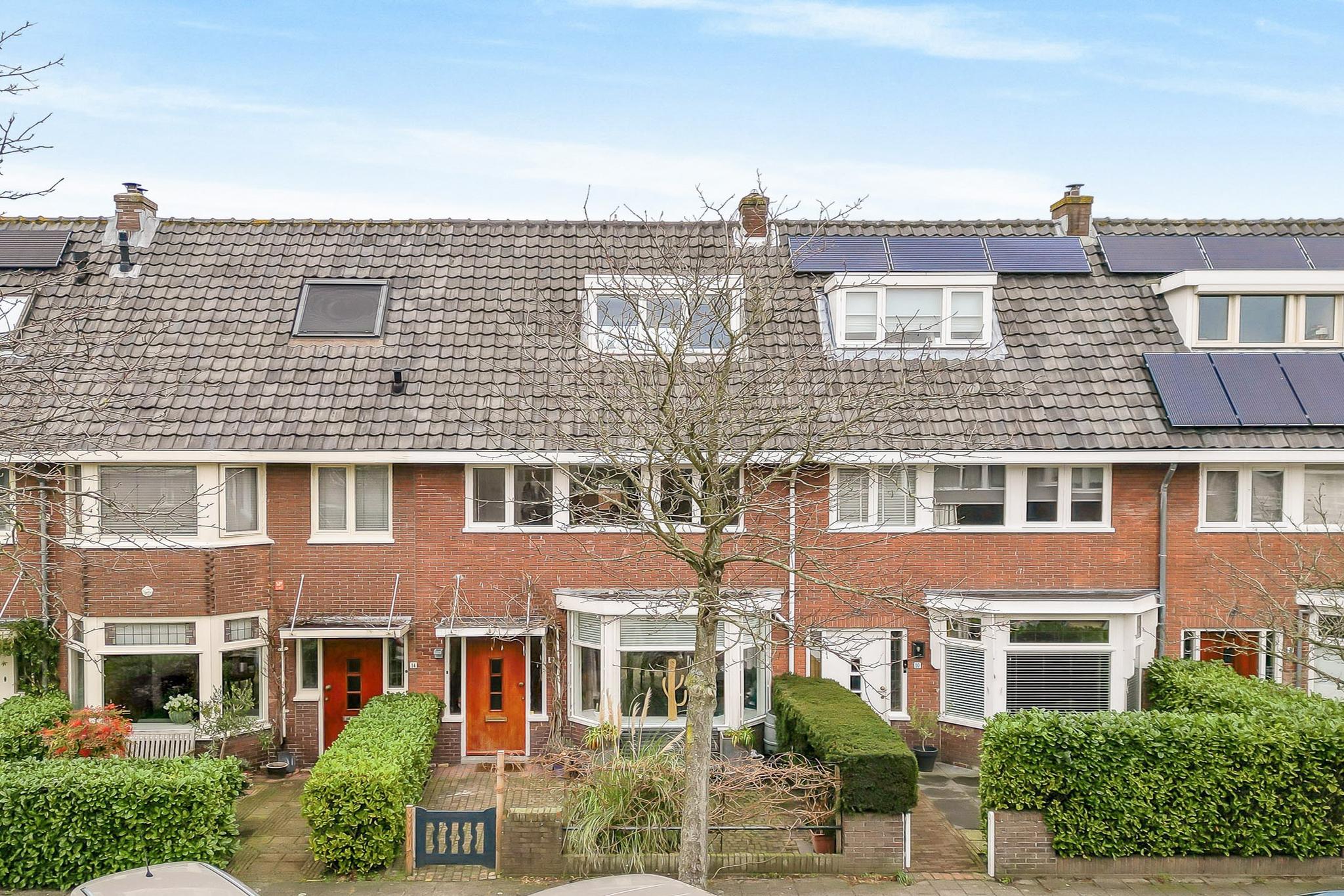 Bekijk de foto van: Rembrandtstraat 1, 1816 CH Alkmaar in  - Echt Makelaars & Taxateurs