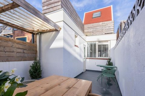 Bekijk de foto van: Van der Woudestraat 25-a, Alkmaar - Echt Makelaars & Taxateurs