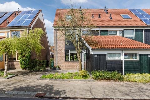 Bekijk de foto van: Laan van Athene 63, Alkmaar - Echt Makelaars & Taxateurs