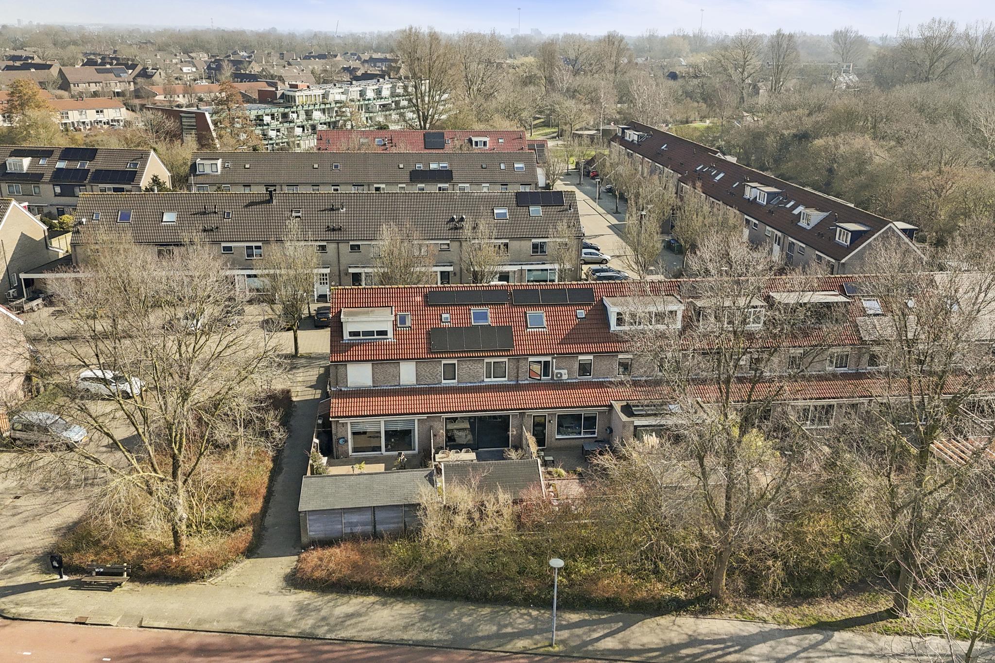 Bekijk de foto van: Tirolstraat 6, 1827 EW Alkmaar in  - Echt Makelaars & Taxateurs