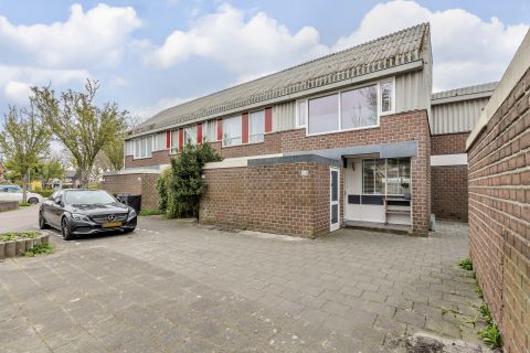 Bekijk de foto van: Vennewaard 108, Alkmaar - Echt Makelaars & Taxateurs