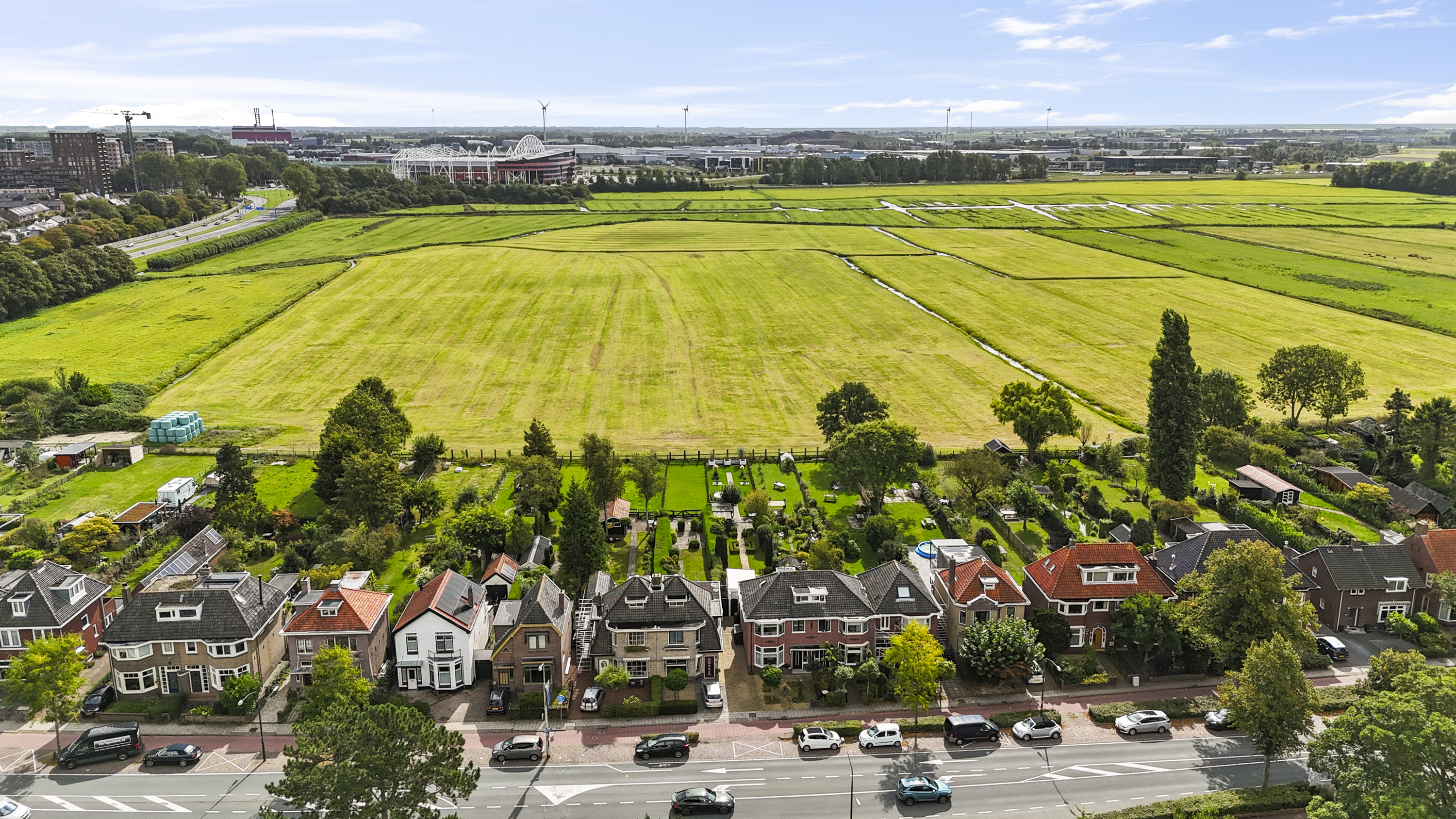 Bekijk de foto van: Kennemerstraatweg 16, 1851 AV Heiloo in  - Echt Makelaars & Taxateurs