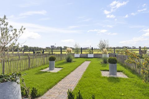 Bekijk de foto van: Kennemerstraatweg 166, Heiloo - Echt Makelaars & Taxateurs