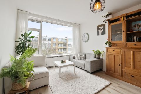 Bekijk de foto van: Van Ostadelaan 140, Alkmaar - Echt Makelaars & Taxateurs