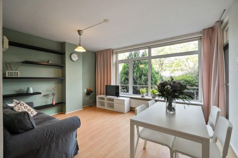 Bekijk de foto van: Reviusstraat 22, Alkmaar - Echt Makelaars & Taxateurs