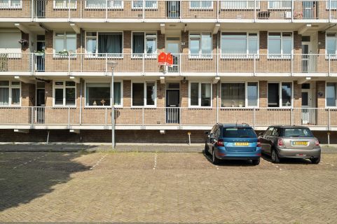 Bekijk de foto van: Reviusstraat 22, Alkmaar - Echt Makelaars & Taxateurs