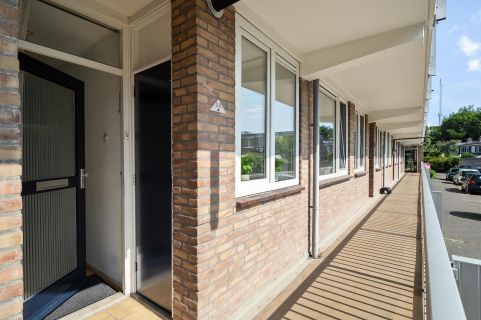 Bekijk de foto van: Reviusstraat 22, Alkmaar - Echt Makelaars & Taxateurs