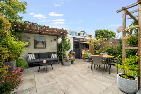 Bekijk de foto van: Castorstraat 28, Oudorp - Echt Makelaars & Taxateurs